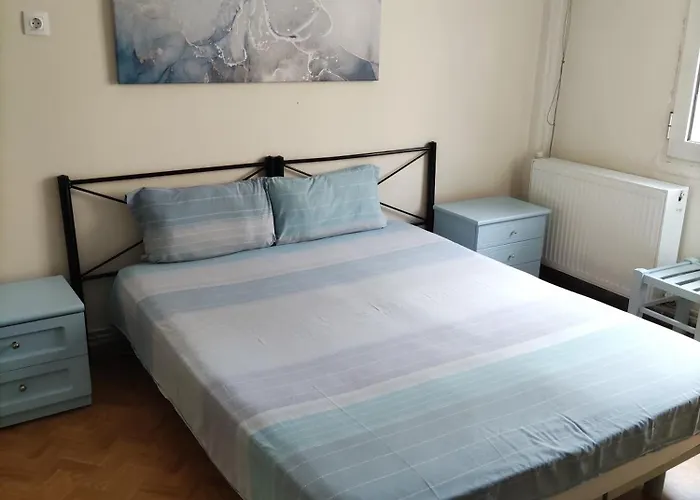 Practical Close To The Centre