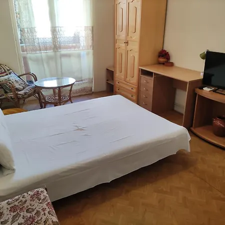 Practical Close To The Centre Appartement
